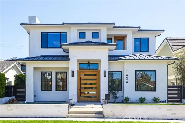 1828 Pine, Huntington Beach, CA 92648 - Image #3