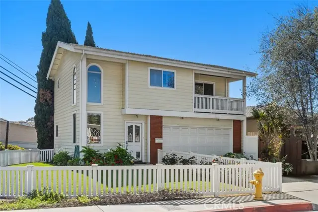 137 W Avenida Cornelio, San Clemente, CA 92672 - Image #2