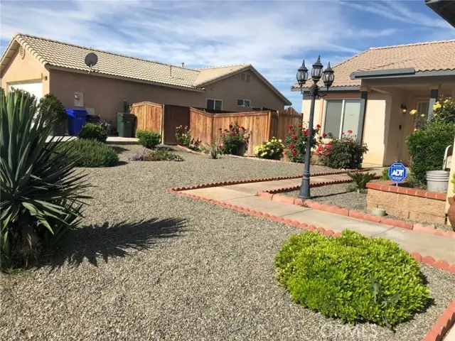 15036 Carrolton, Adelanto, CA 92301 - Image #2