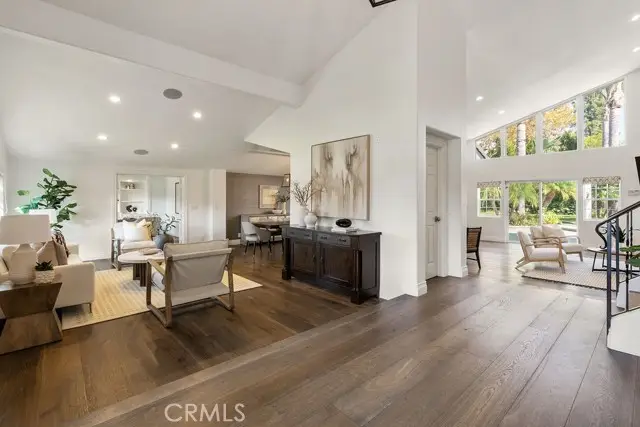 10262 Old Lamplighter Lane, Villa Park, CA 92861 - Image #3