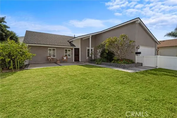 10092 Dana Drive, Huntington Beach, CA 92646