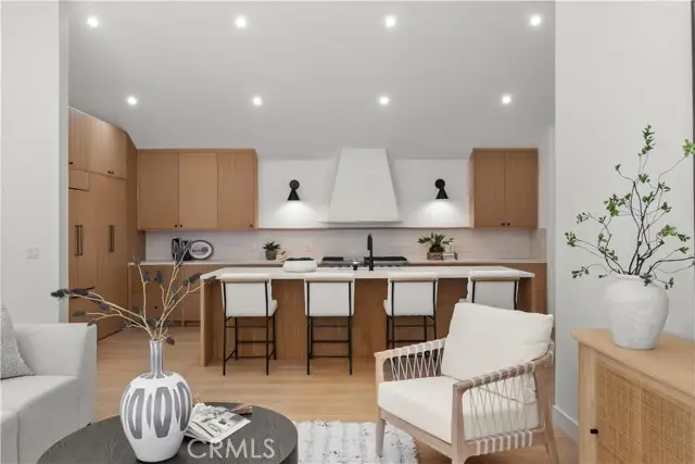 2055 Calvert Avenue, Costa Mesa, CA 92626 - Image #1