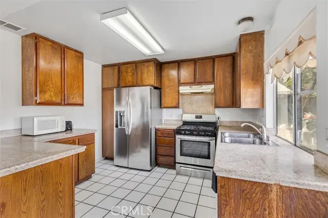 1029 Westpark, Corona, CA 92882 - #2