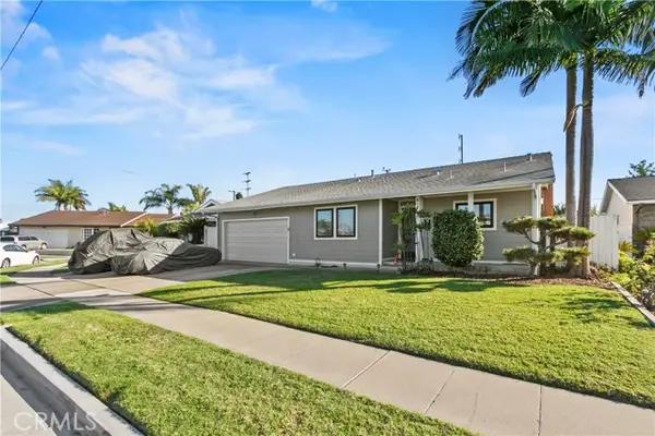 8572 Arnett, Huntington Beach, CA 92647