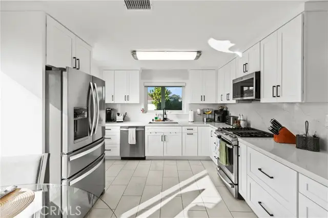 8572 Arnett, Huntington Beach, CA 92647 - Image #3