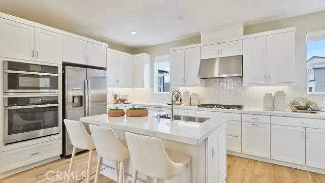 27459 Pistachio Way, Valencia, CA 91381 - Image #2