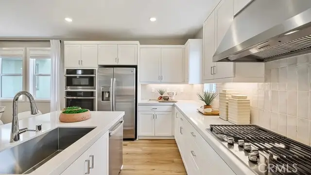 27459 Pistachio Way, Valencia, CA 91381 - Image #3