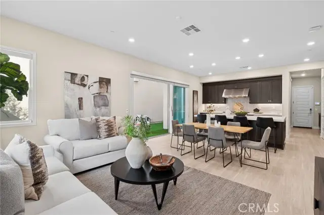 114 Source, Irvine, CA 92618 - Image #2