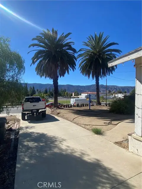 1003 W Heald Avenue, Lake Elsinore, CA 92530 - Image #2
