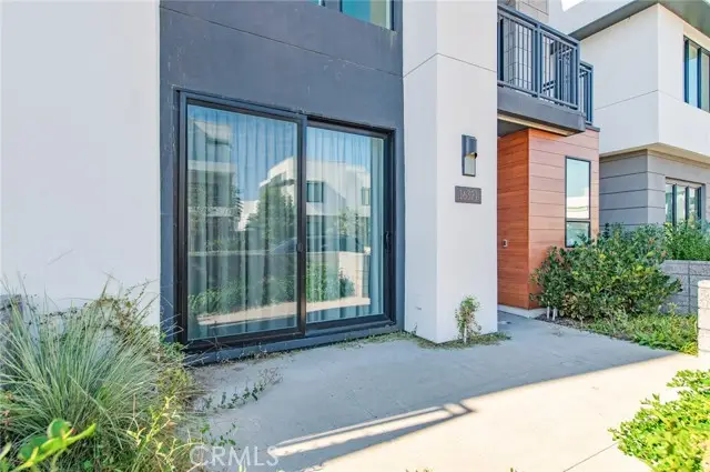 16321 Veterans Way, Tustin, CA 92780 - Image #2