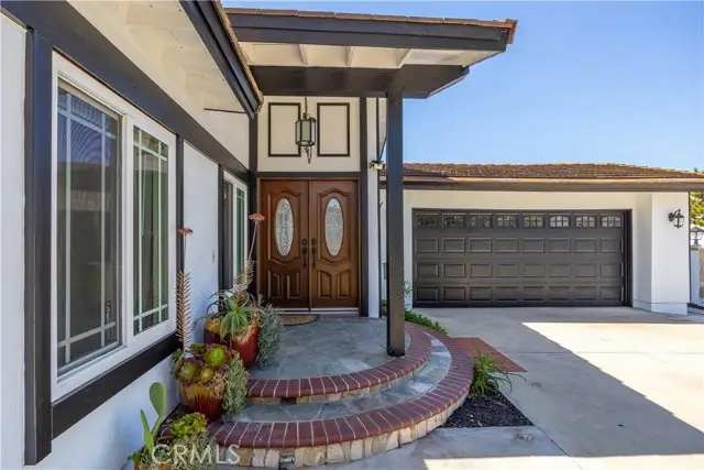 24956 Wells Fargo Drive, Laguna Hills, CA 92653 - Image #2