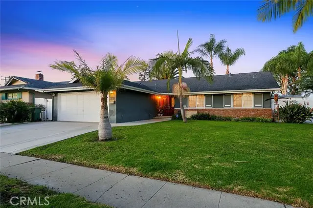 7671 Juliette Low Drive, Huntington Beach, CA 92647 - Image #1