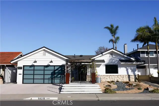 10211 Cliff Drive, Huntington Beach, CA 92646 - Image #1