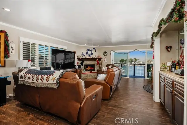 16255 Pacific Circle #204, Huntington Beach, CA 92649 - Image #3