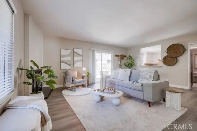 1354 Shadow Lane #102, Fullerton, CA 92831 - Image #1