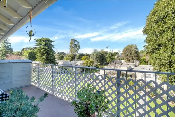 957 Calle Aragon #N, Laguna Woods, CA 92637