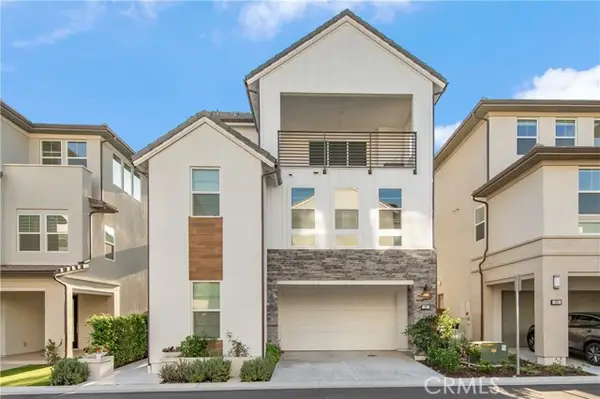 131 Reyes Alley, Lake Forest (el Toro), CA 92630