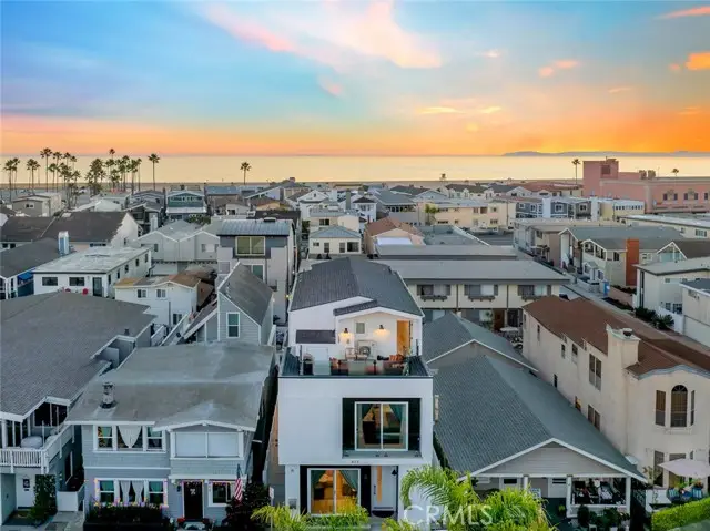 417 E Bay, Newport Beach, CA 92661 - #1