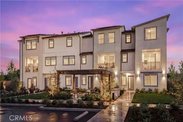 12720 Azure Way #27, Hawthorne, CA 90250