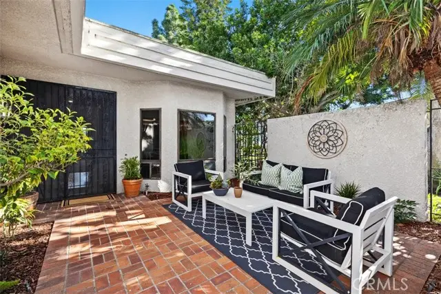 5592 Avenida Sosiega #B, Laguna Woods, CA 92637 - Image #3