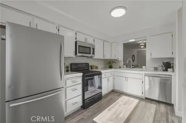 112 Espanas, Escondido, CA 92026