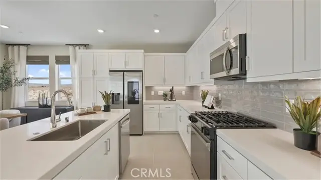 27416 Catalogue Way, Santa Clarita, CA 91381 - Image #3