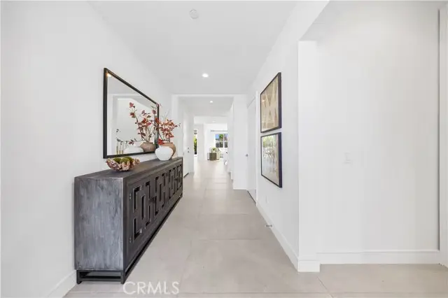 106 Albero, Irvine, CA 92602 - Image #3