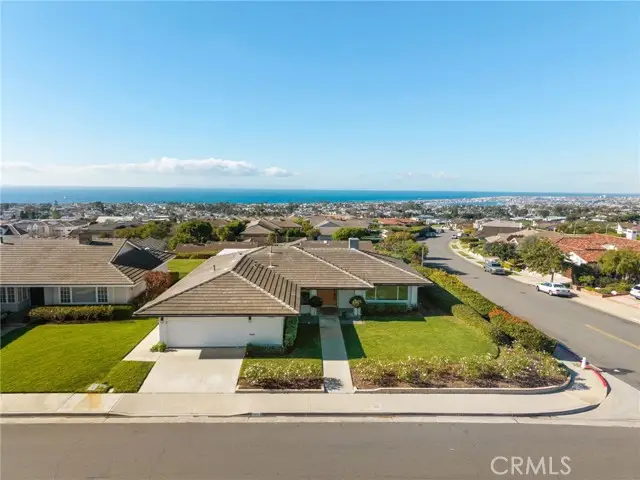 3501 Sausalito, Corona Del Mar, CA 92625 - Image #1