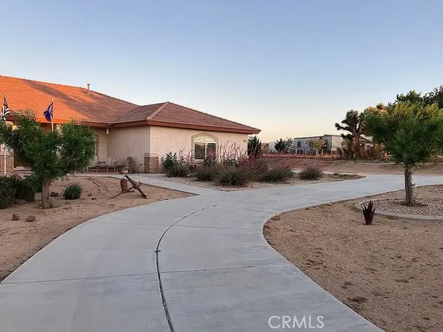 6581 Bartlett, Phelan, CA 92371 - #3