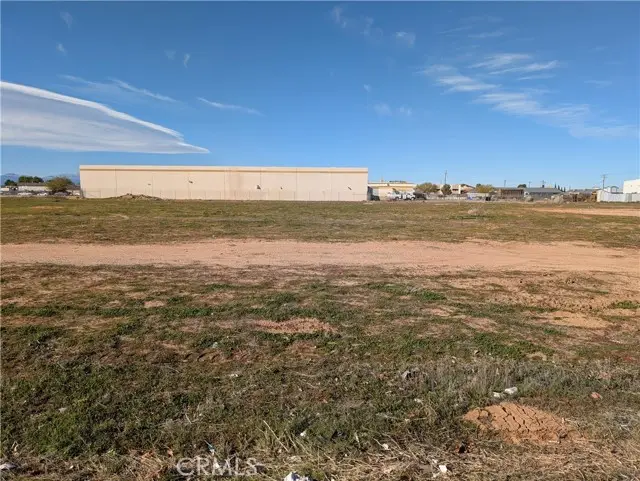 39124 Malaki, Apple Valley, CA 92308 - #3