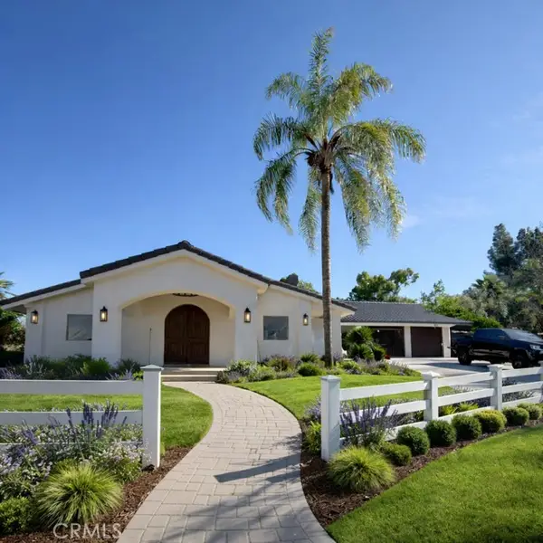 30716 E Sunset Drive, Redlands, CA 92373