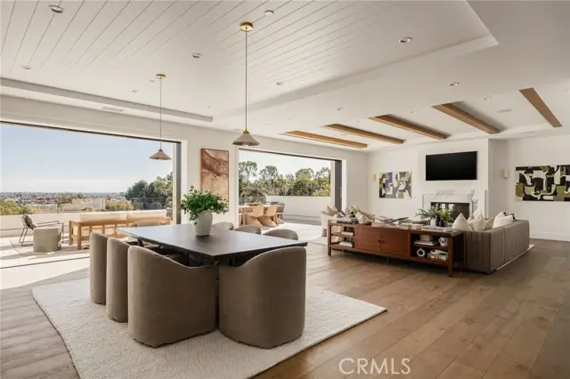 702 Saint James Place, Newport Beach, CA 92663 - #1