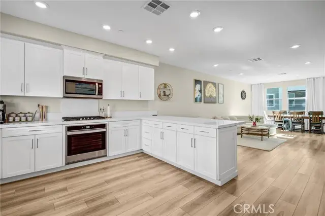 27120 Valley Oak Place, Valencia, CA 91381 - Image #1