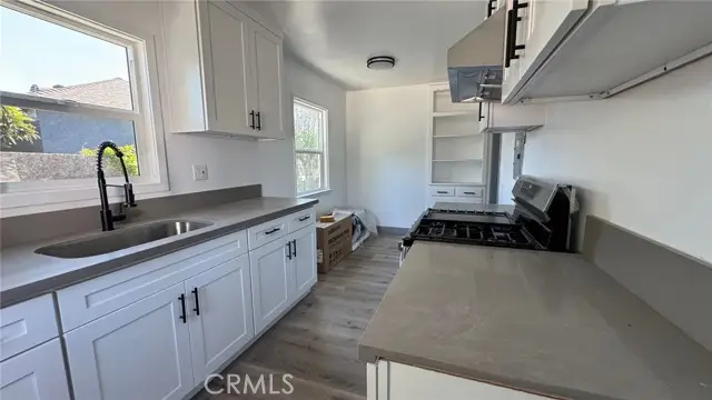 16748 Athol, Fontana, CA 92335 - Image #3