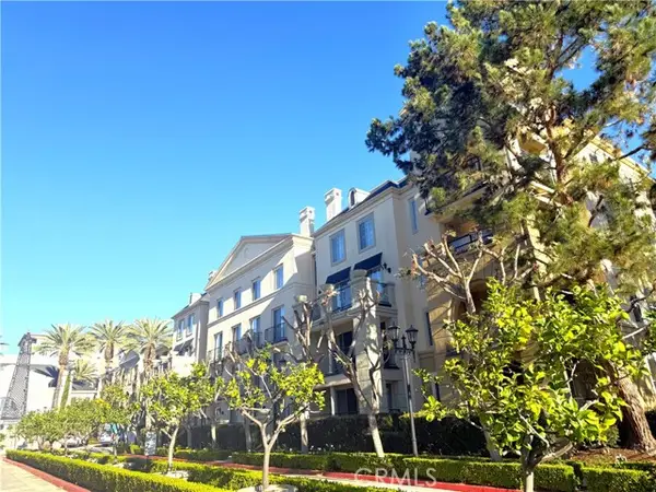 3212 Watermarke Pl, Irvine, CA 92612