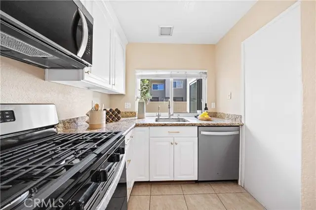 54 Kazan St #27, Irvine, CA 92604 - Image #1