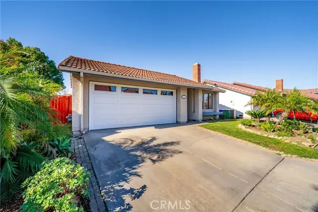 279 Hyacinth Way, Oceanside, CA 92057 - Image #2