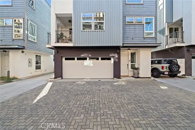 1974 Meyer Place #D, Costa Mesa, CA 92627 - Image #2