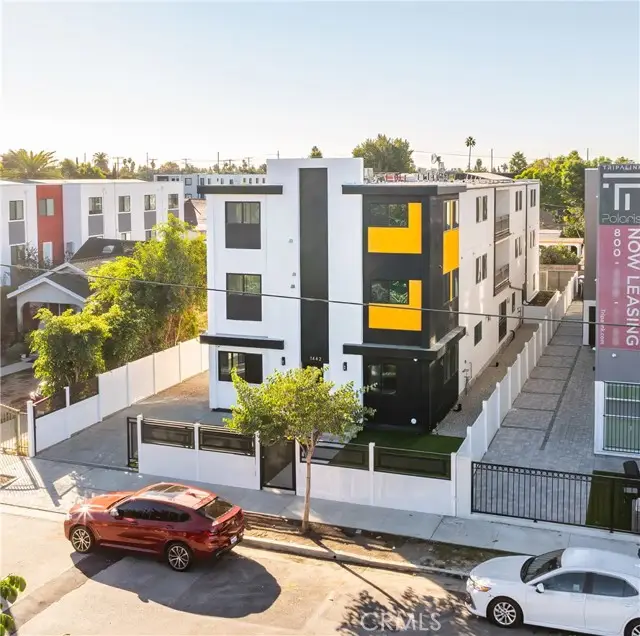 1444 W 37th Street, Los Angeles, CA 90018 - Image #1