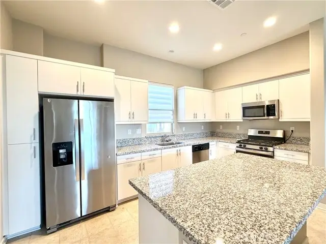 718 Central Avenue, Upland, CA 91786 - Image #2