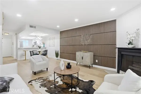 11119 Camarillo #104, North Hollywood (los Angeles), CA 91602