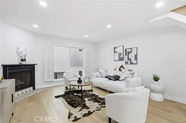 11119 Camarillo #104, North Hollywood, CA 91602 - Image #3