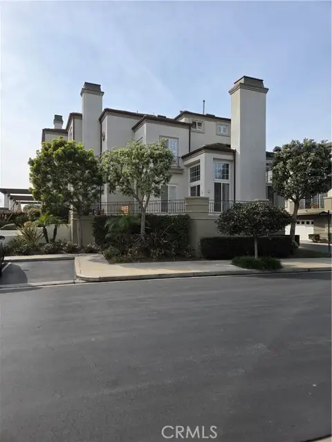 6242 Surfboard, Huntington Beach, CA 92648