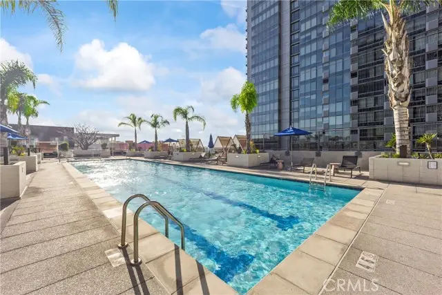 1100 S Grand #A109, Los Angeles, CA 90015 - Image #2