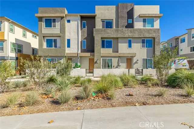 27555 Sanctuary Court, Stevenson Ranch, CA 91381 - #2