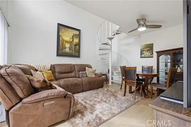 26152 Sanz #b, Mission Viejo, CA 92691 - Image #2