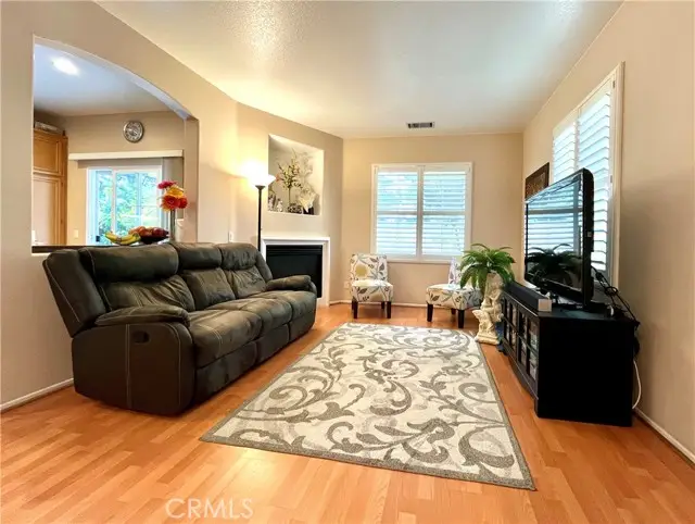 52 Danbury Lane, Irvine, CA 92618 - Image #2