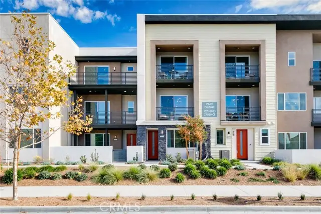 1077 Cadence, Irvine, CA 92618 - #1