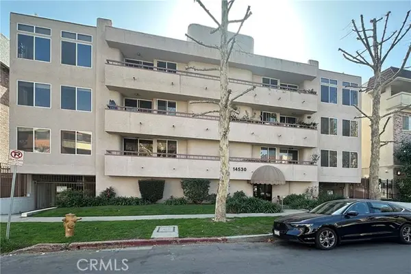 14530 Benefit #102, Sherman Oaks, CA 91403