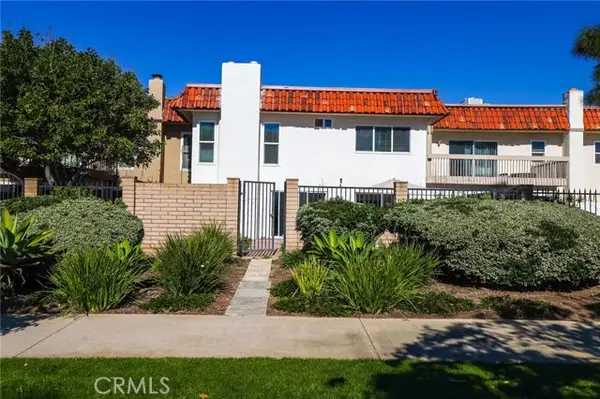 26 Palmento Way, Irvine, CA 92612